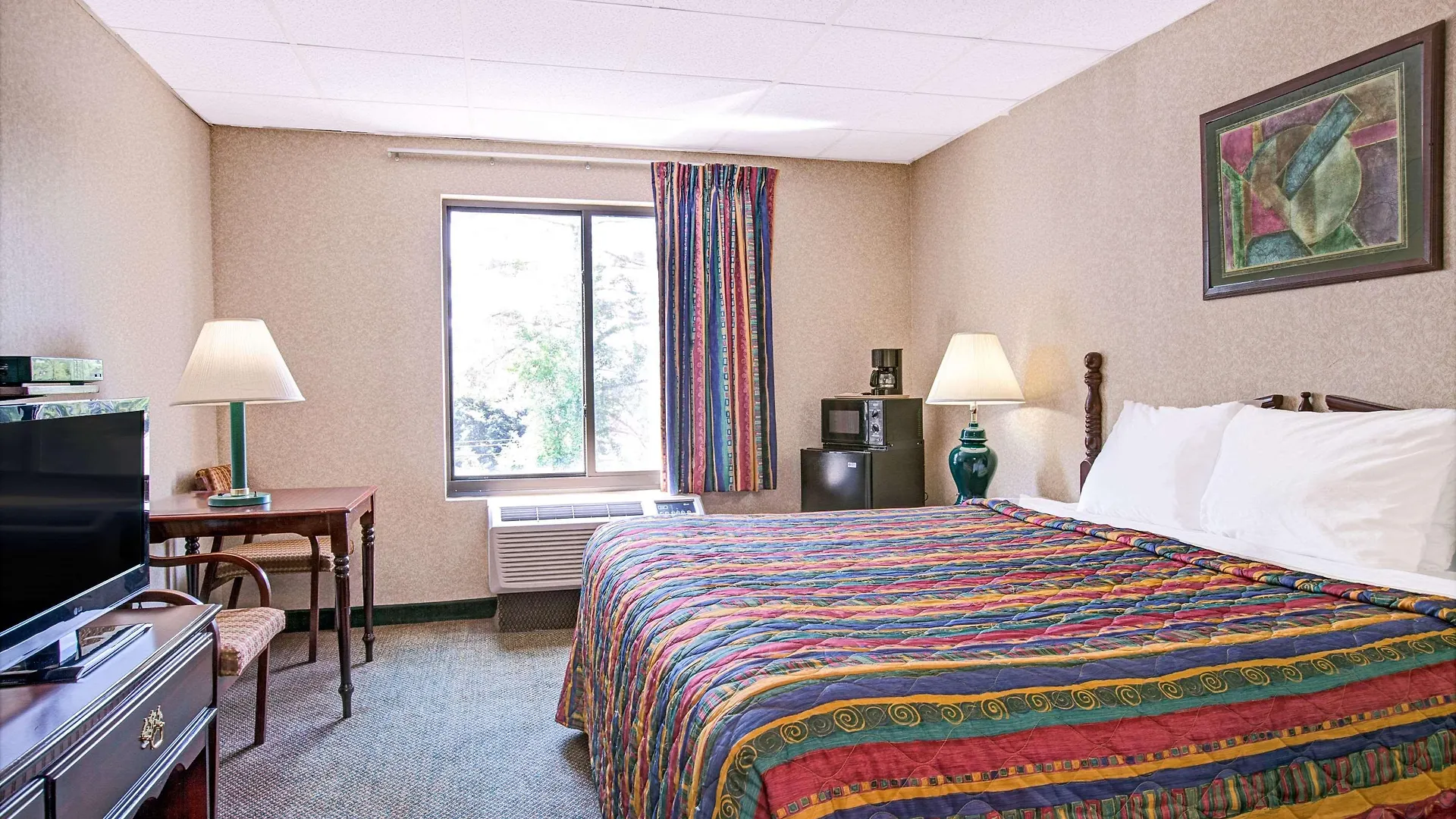 Days Inn By Wyndham Parsippany
